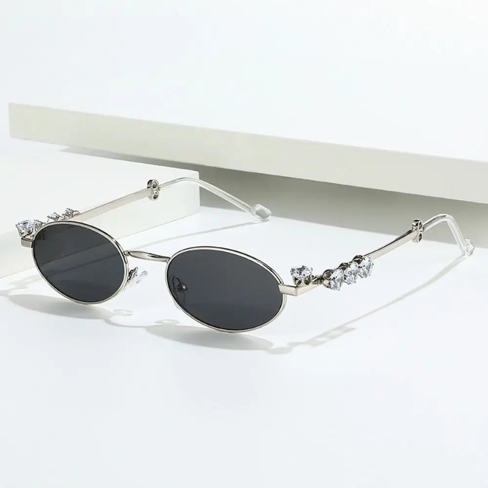 Convenient Bling Rhinestone Sunglasses INS Steampunk Oval Women Sunglasses Fashion Trendy Anti-Blue Light Spectacles Selfie Y2k